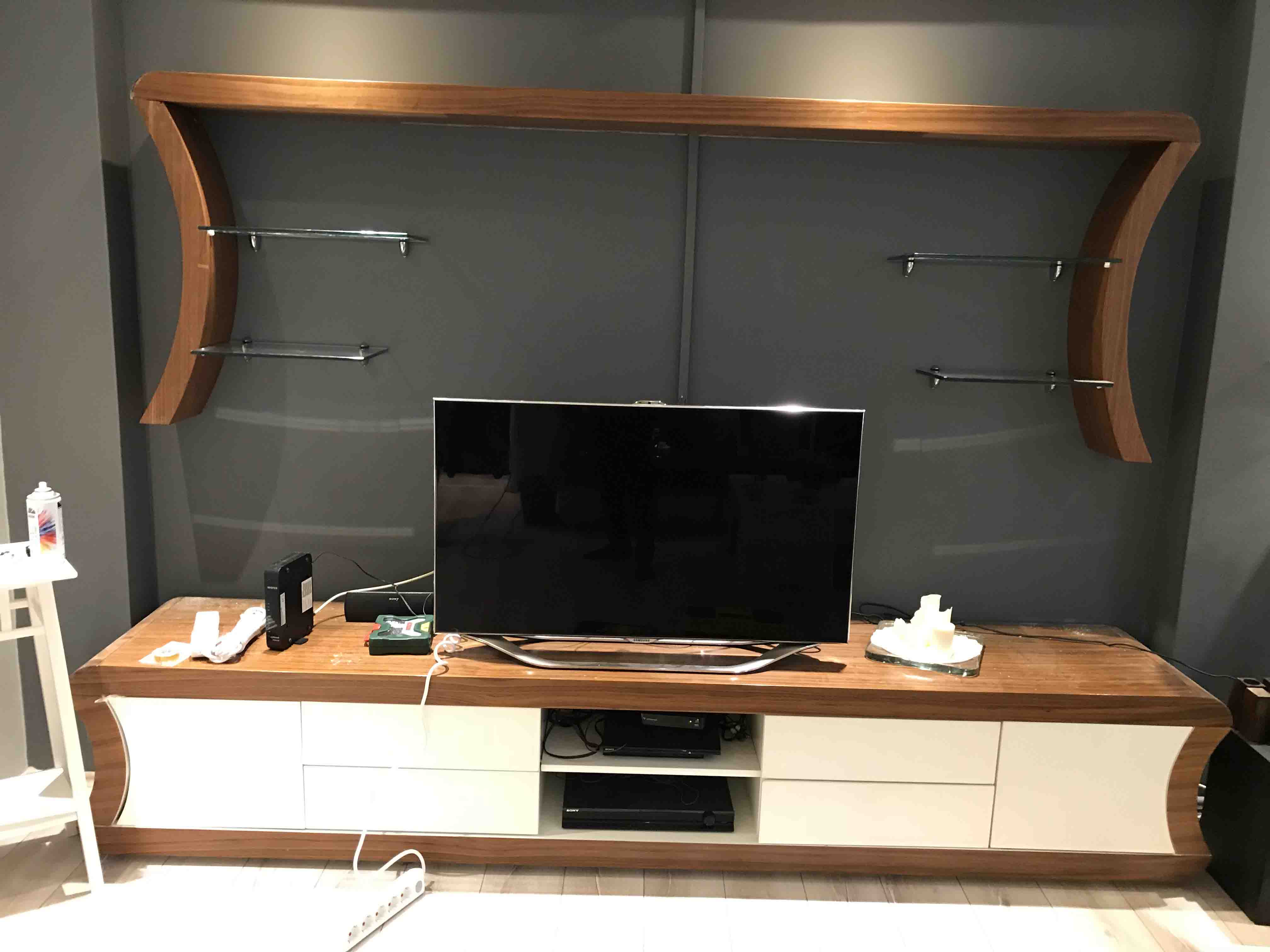 Televizyon Ünitesi Montajı